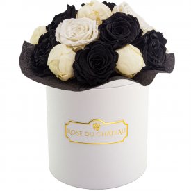 Black Modern Wieczne Piwonie Bouquet w Białym Boxie