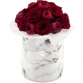 Red Romance Bouquet Wiecznych Kwiatów w Białym Marmurowym Boxie