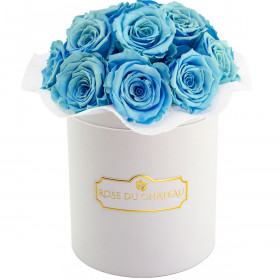 Błękitne Wieczne Róże Bouquet w Białym Boxie
