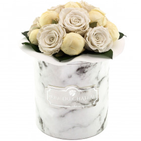 Bridal White Wieczne Piwonie Bouquet w Białym Marmurowym Boxie