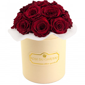 Czerwone Wieczne Róże Bouquet w Brzoskwiniowym Boxie