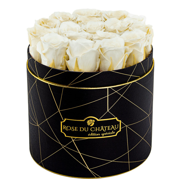 Bílé věčné růže v černém industrial flowerboxu