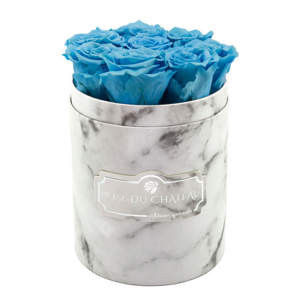 Azurblaue Ewige Rosen in weißer marmorierter Rundbox Small