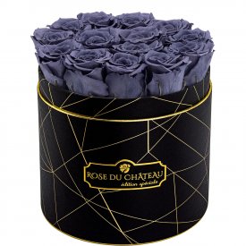 Schwarze Ewige Rosen in schwarzer Industrial Rosenbox