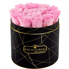 Zartrosafarbene Ewige Rosen in schwarzer Industrial Rosenbox