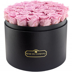 Zartrosafarbene Ewige Rosen in schwarzer Rosenbox Mega