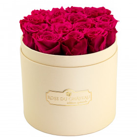 Rosafarbene Ewige Rosen in pfirsichfarbener Rosenbox